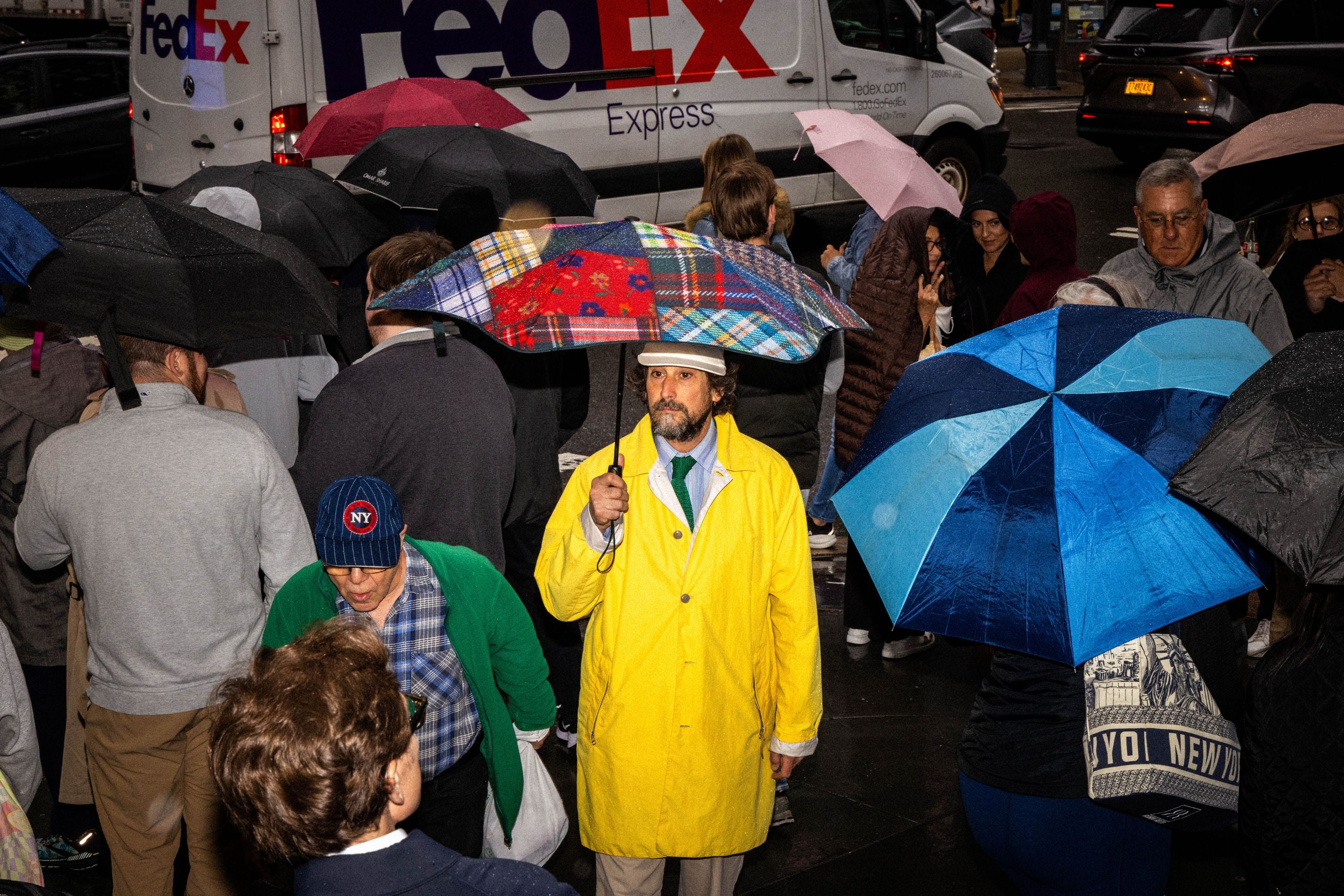 #color_mordechai rubinstein