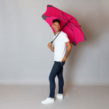 Laden Sie das Bild in den Galerie-Viewer, 2020 Classic Pink Blunt Umbrella Model Side View