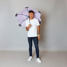 Laden Sie das Bild in den Galerie-Viewer, 2020 Metro Lilac Blunt Umbrella Model Front View