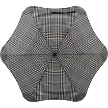 Laden Sie das Bild in den Galerie-Viewer, 2020 Metro Houndstooth Blunt Umbrella Top View