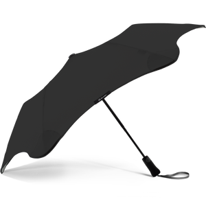 2020 Metro Black Blunt Umbrella Side View