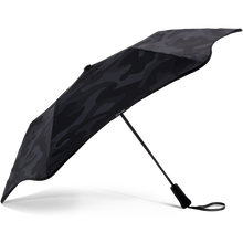 Laden Sie das Bild in den Galerie-Viewer, 2020 Metro Camo Stealth Blunt Umbrella Side View