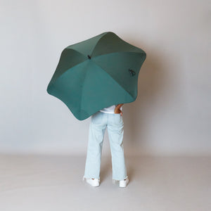 2020 Classic Green Blunt Umbrella Model Back View