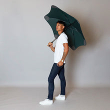 Laden Sie das Bild in den Galerie-Viewer, 2020 Classic Green Blunt Umbrella Model Side View