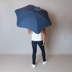 2020 Classic Navy Blunt Umbrella Model Back View