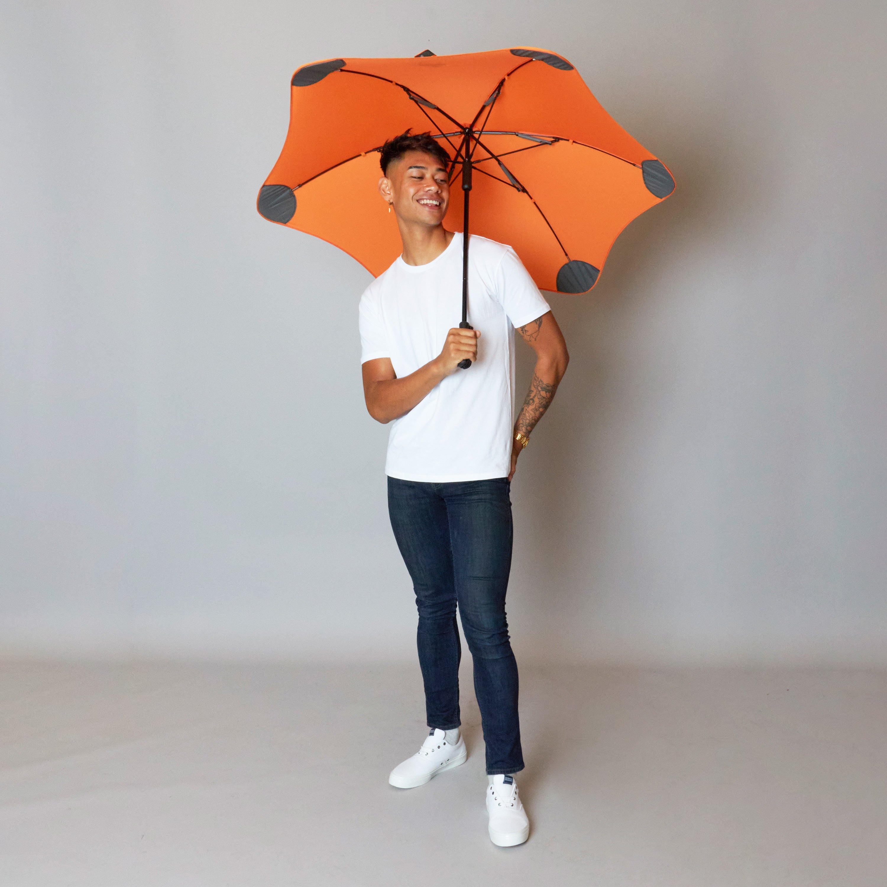2020 Classic Orange Blunt Umbrella Model Front View
