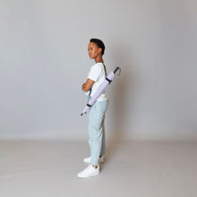 Laden Sie das Bild in den Galerie-Viewer, 2020 Lilac Coupe Blunt Umbrella Model Sleeve View