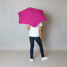 Laden Sie das Bild in den Galerie-Viewer, 2020 Pink Coupe Blunt Umbrella Model Back View