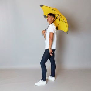 2020 Yellow Coupe Blunt Umbrella Model Side View