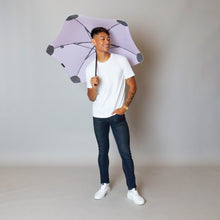 Laden Sie das Bild in den Galerie-Viewer, 2020 Lilac Coupe Blunt Umbrella Model Front View
