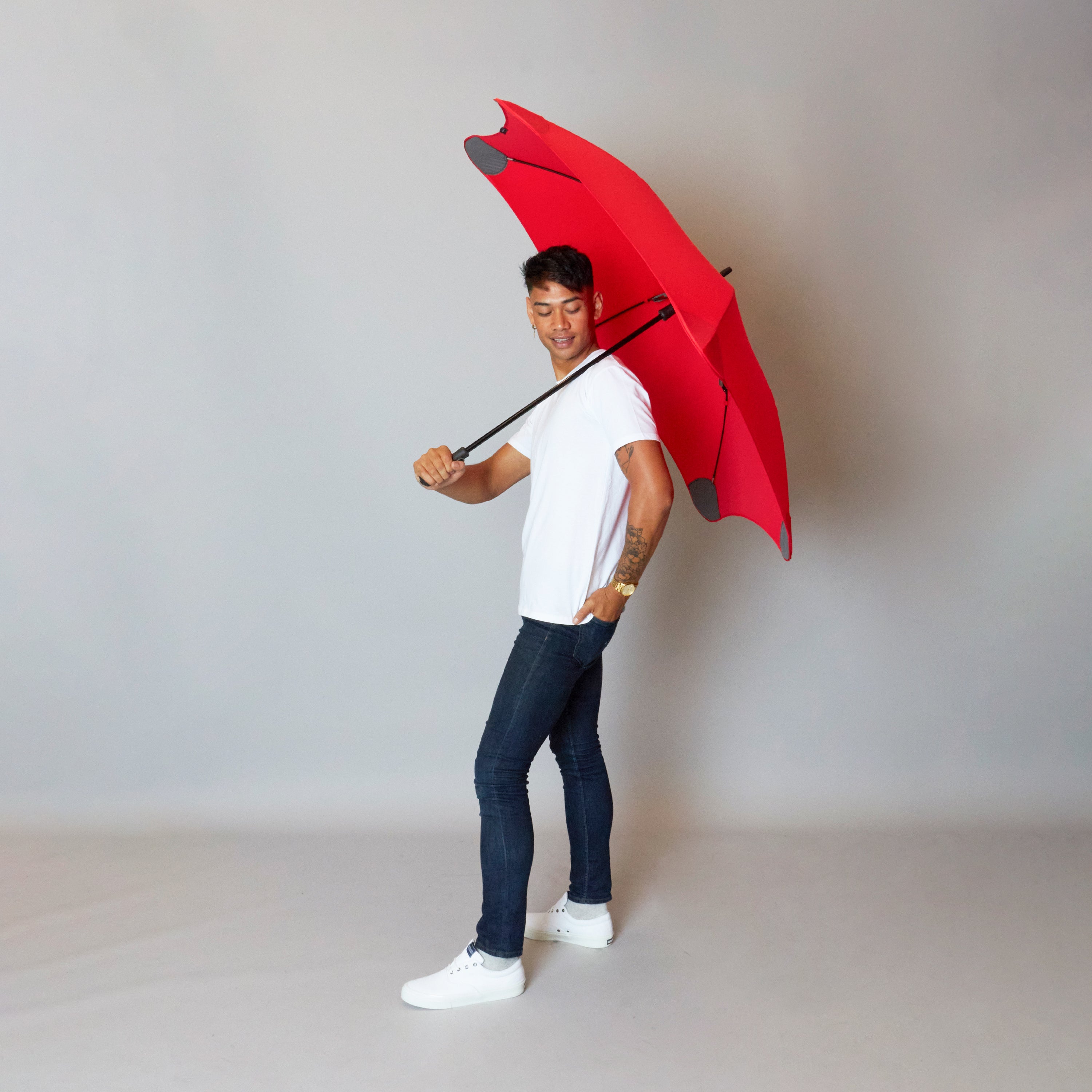 2020 Red Exec Blunt Umbrella Model Side View