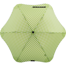 Laden Sie das Bild in den Galerie-Viewer, 2020 Metro Melon Check Blunt Umbrella Top View