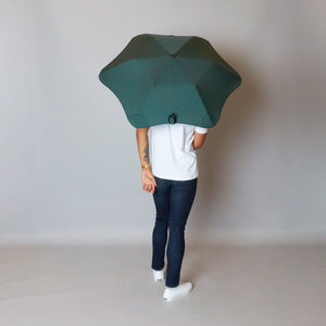 2020 Metro Green Blunt Umbrella Model Back View