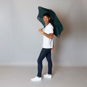 2020 Metro Green Blunt Umbrella Model Side View