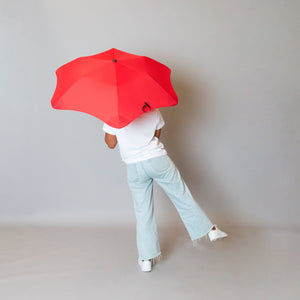 2020 Metro Red Blunt Umbrella Model Back View