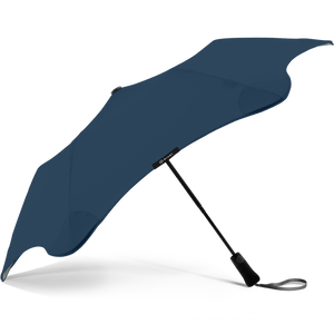 2020 Metro Navy Blunt Umbrella Side View