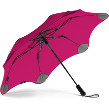 Laden Sie das Bild in den Galerie-Viewer, 2020 Metro Pink Blunt Umbrella Under View